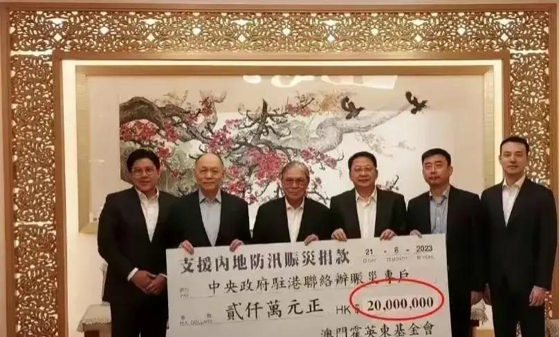 >2025年新澳门和香港天天免费精准大全,词语释义、专家解析解释与落实与警惕虚假宣传